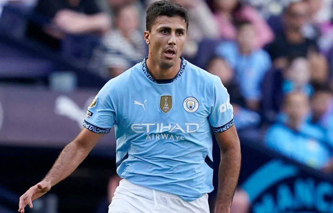 120 ล้านปอนด์! ดาวนิวสตาร์วัย 23 ปีแทนที่ Rodri รูปแบบแชมป์พรีเมียร์ลีกอยู่ใน Chaos_Midfielder_Cheerki_Anderson อย่างสมบูรณ์